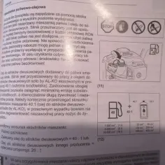 Jaka mieszanka do kosy spalinowej? Zalecany olej do silników dwusuwowych w proporcji 40:1. Instrukcja pokazuje, jak przygotować paliwo.