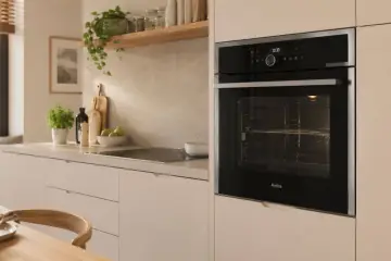 Nowoczesny piekarnik Amica w kuchni. Chcesz wiedzieć, jak odblokować piekarnik Amica? Ten model oferuje intuicyjną obsługę.
