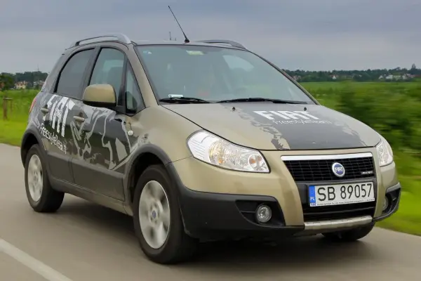 Fiat Sedici - Czy warto kupić? Opinie, usterki, ceny!